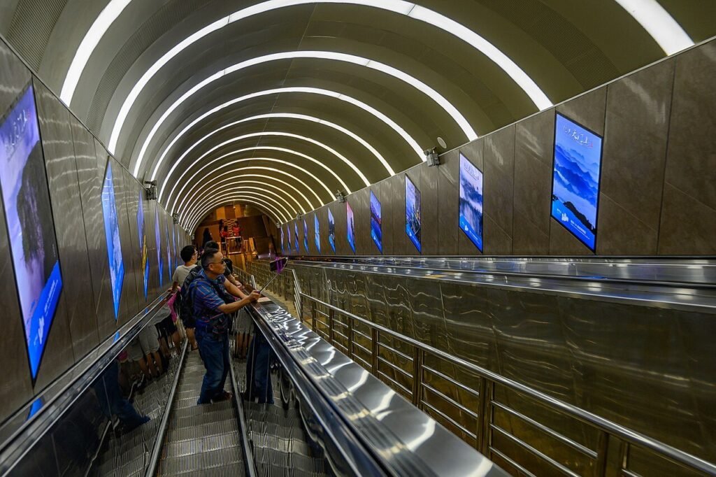 Tianmen Mountain escalator